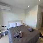 Alego Casa Apartment *